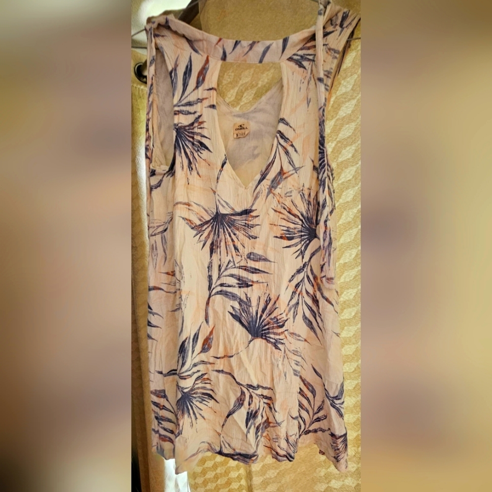 Ladies dress